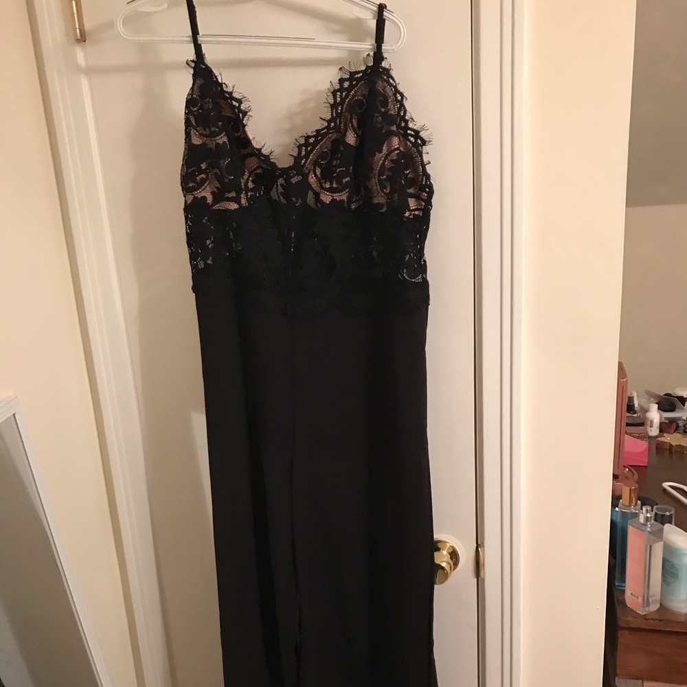 Black plus jumper with lace bodice